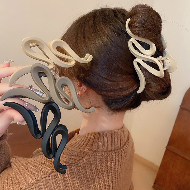 Wavy Hair Claw Clip