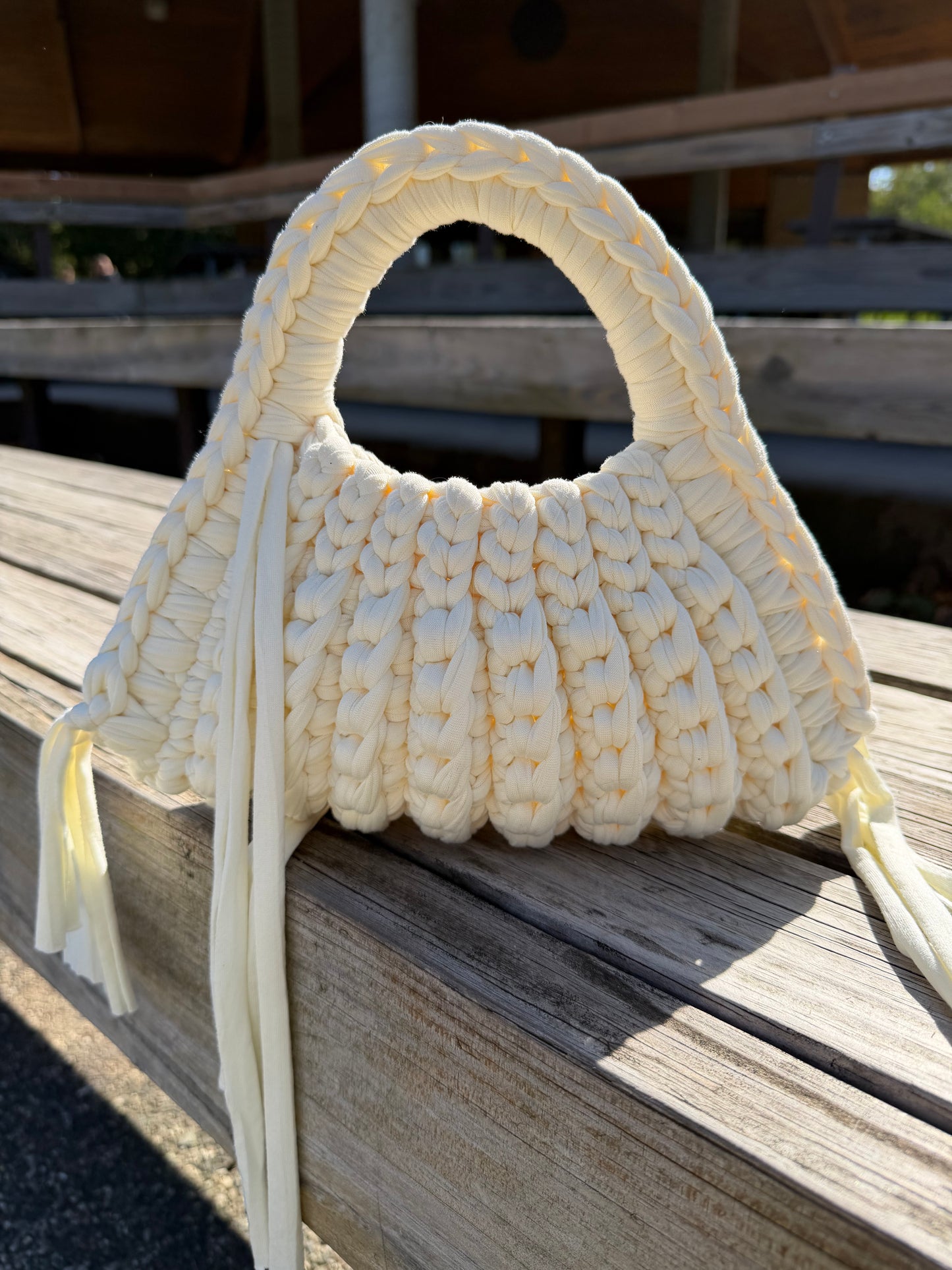 CLEO Handbag - Milky white
