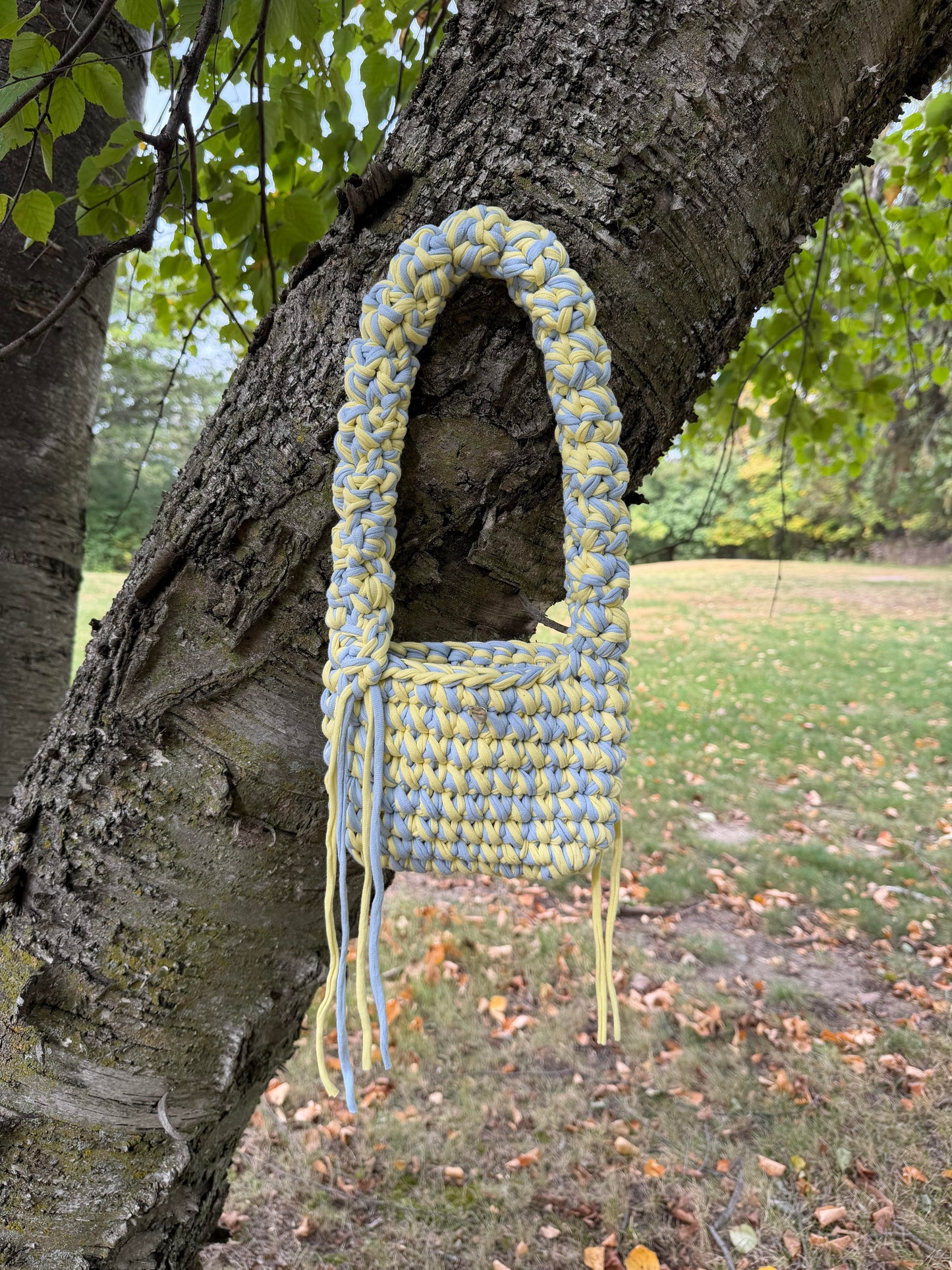 MUSHROOM Shoulder bag - Blue Yellow