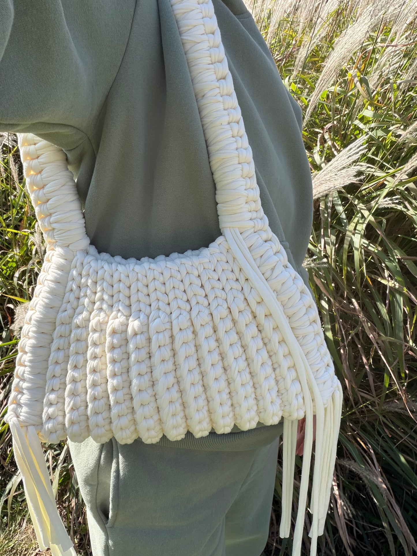 CLEO Shoulder Bag -Milky White