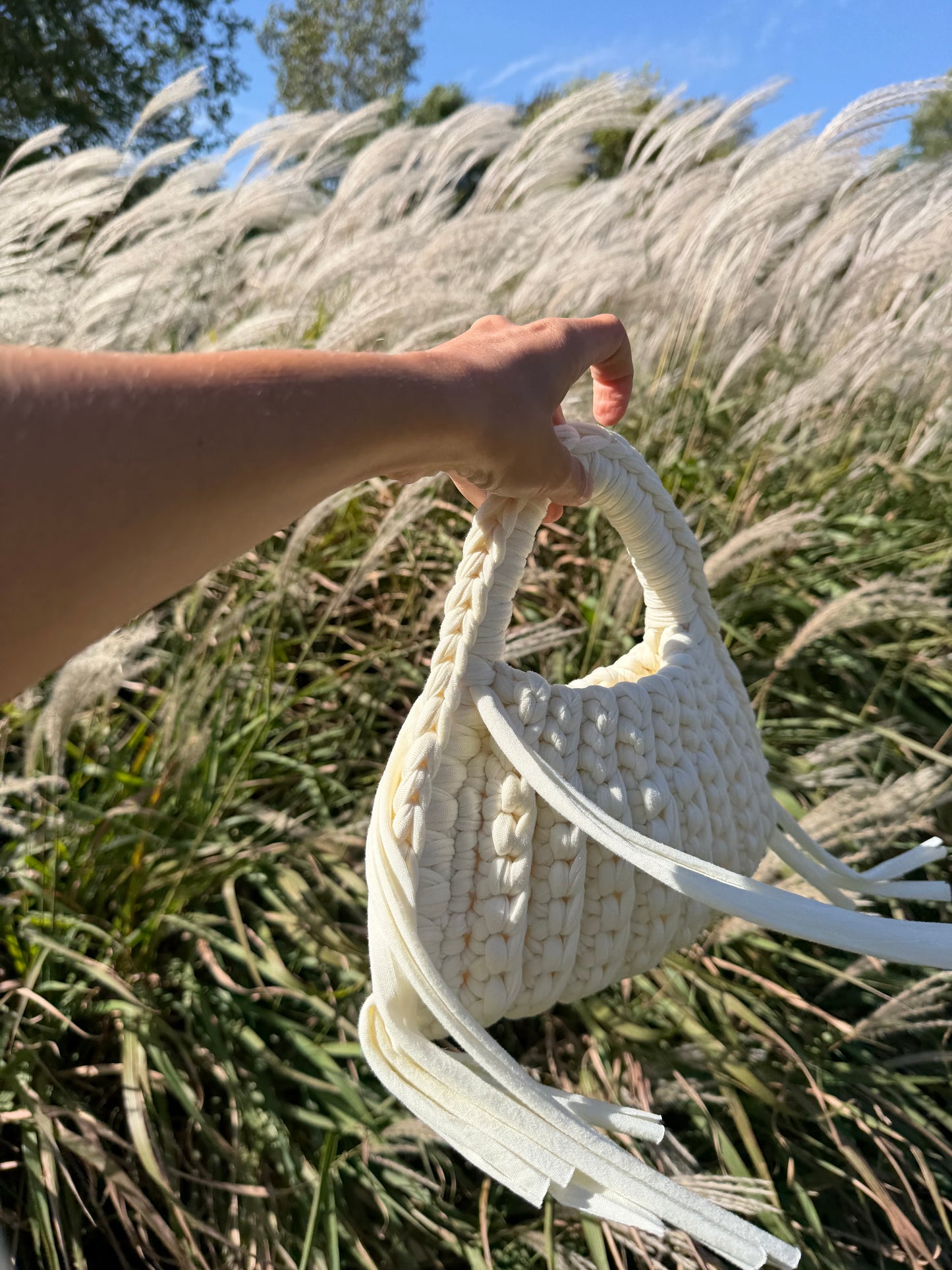 CLEO Handbag - Milky white
