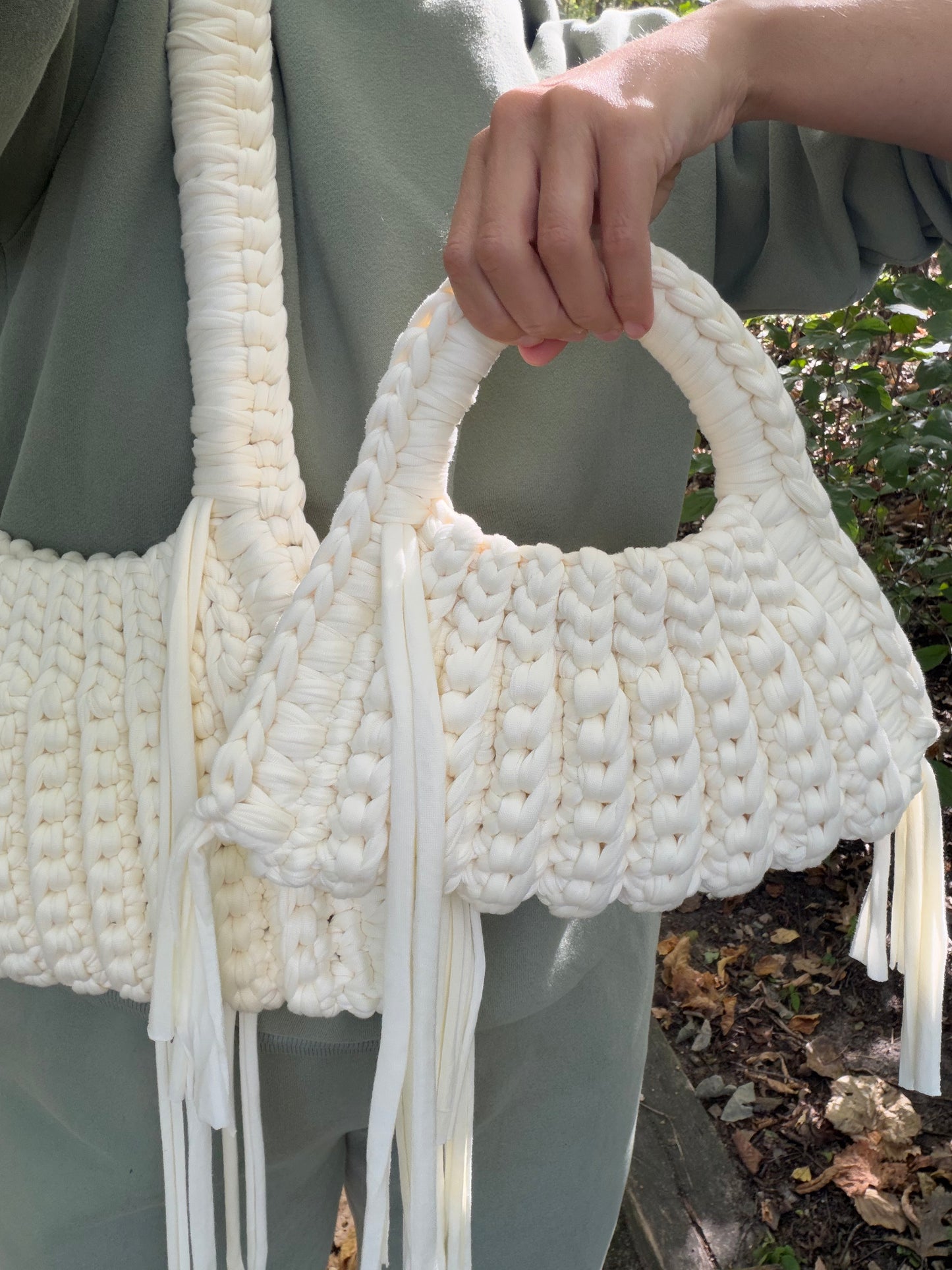 CLEO Handbag - Milky white