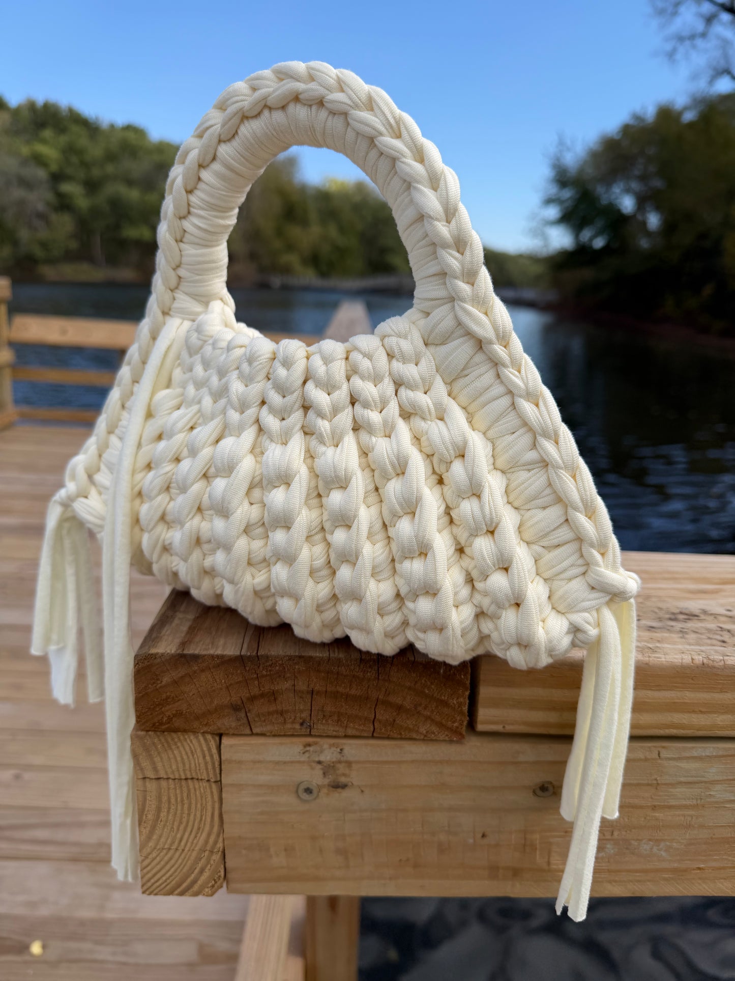 CLEO Handbag - Milky white