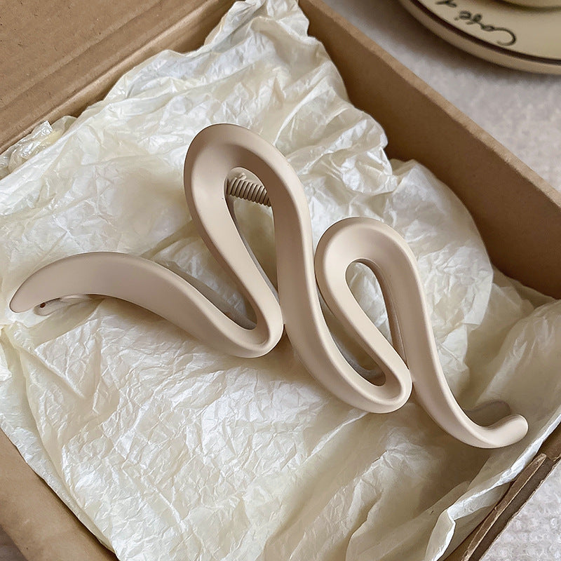 Wavy Hair Claw Clip