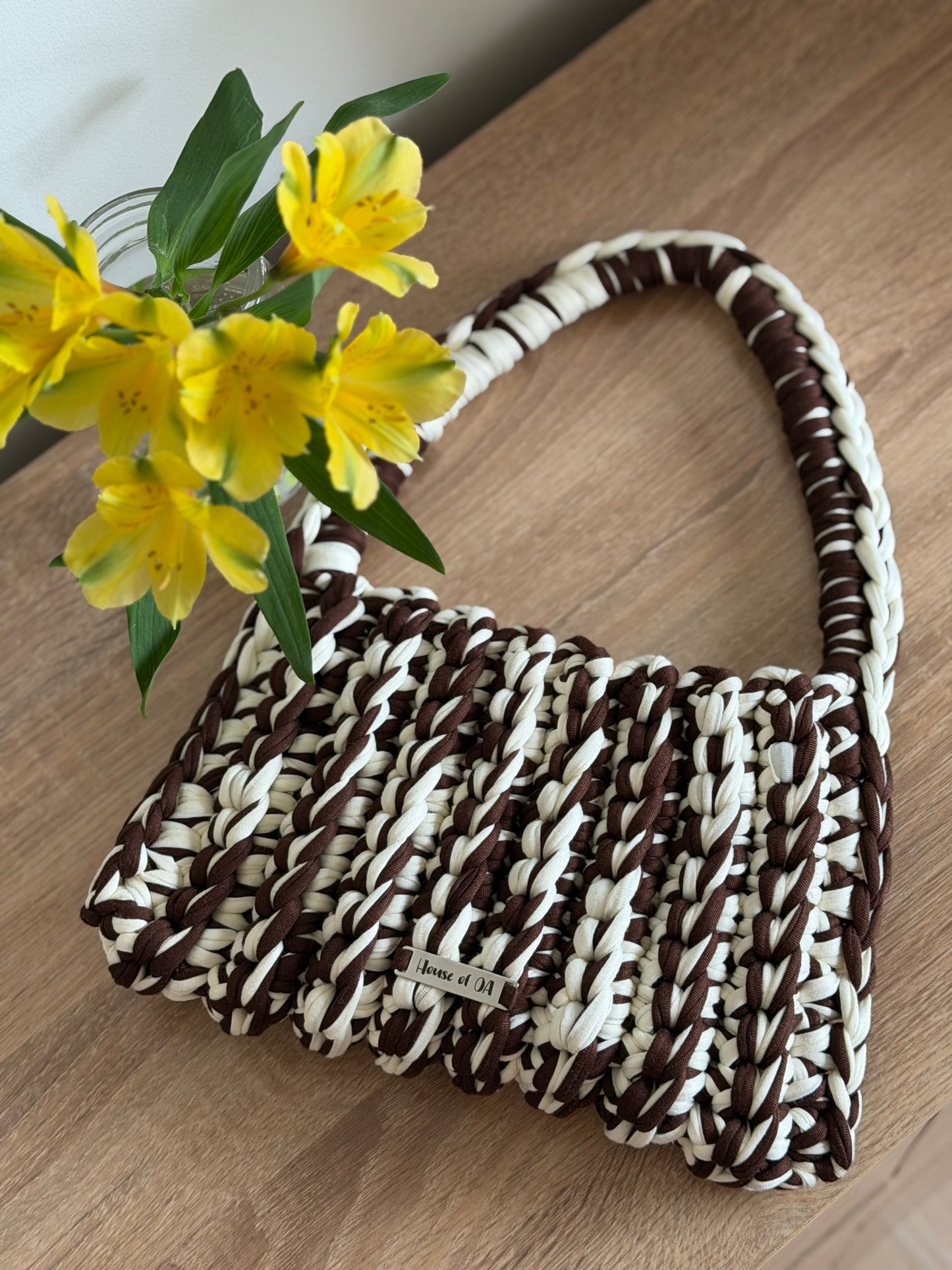 DARLING Shoulder Bag - Milk Chocolate