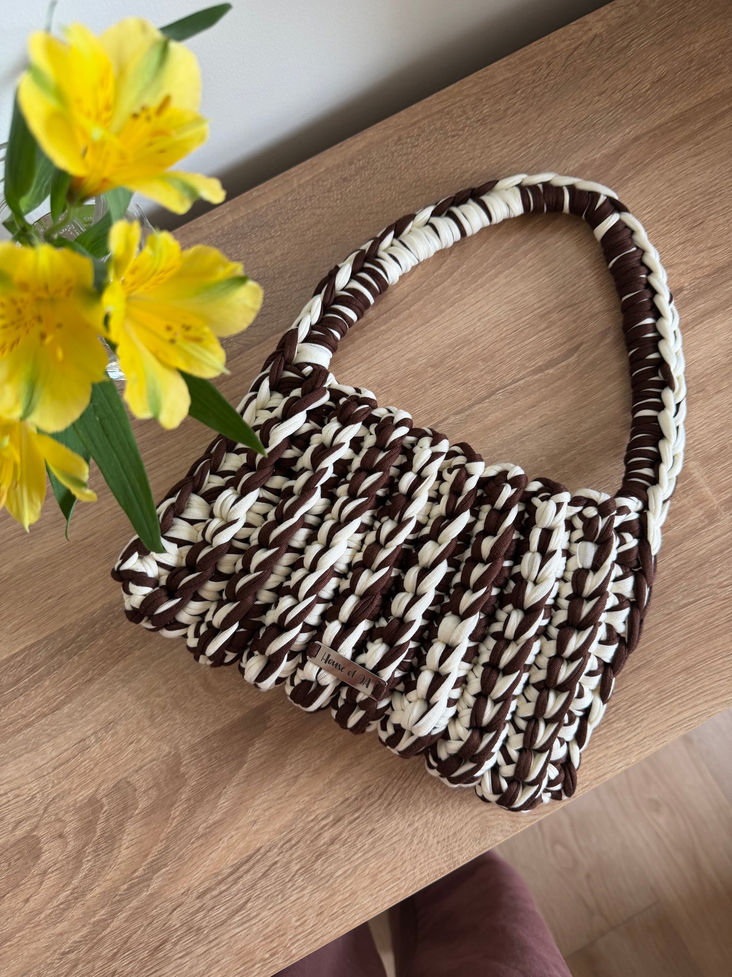 DARLING Shoulder Bag - Milk Chocolate