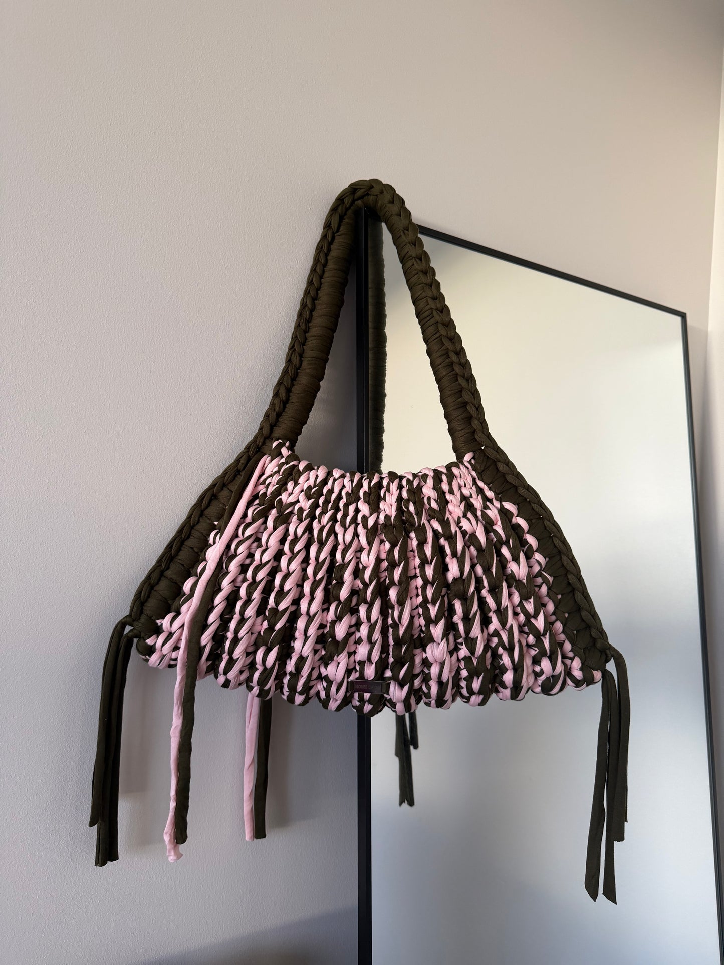 CLEO Shoulder Bag - Loose Ends
