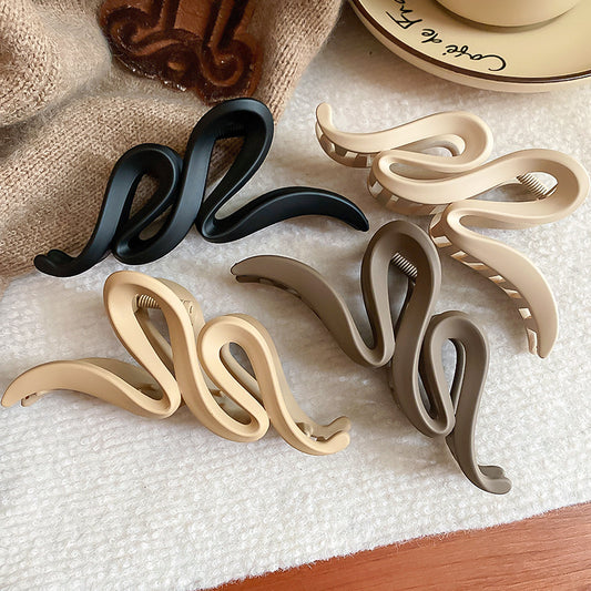 Wavy Hair Claw Clip